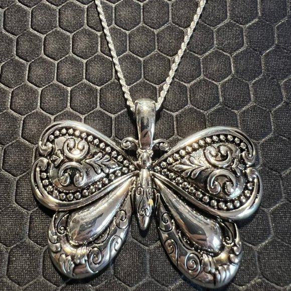 Venice By The Sea Jewelry Jewelry - Butterfly Necklace Made of Sterling Silver